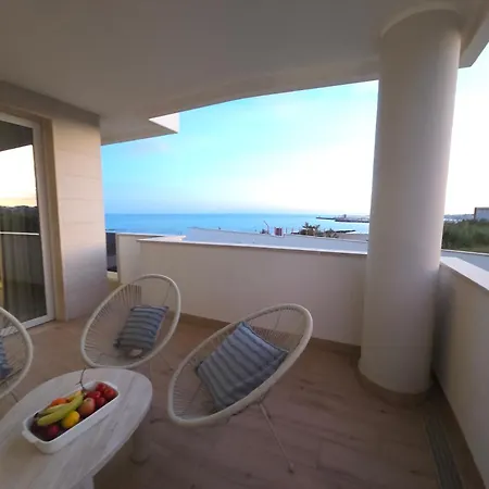 Dolce Daire Nettuno